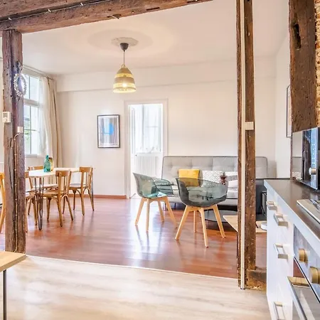 Ravissant T2 Place Plumereau Appartamento Tours